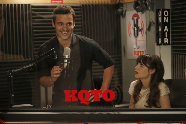 Still of Zooey Deschanel and Jake Johnson in New Girl (2011)