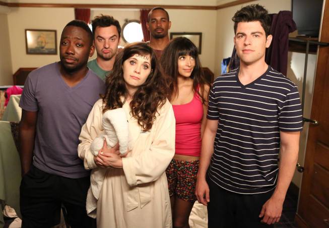 Still of Zooey Deschanel, Max Greenfield, Damon Wayans Jr., Hannah Simone, Lamorne Morris and Jake Johnson in New Girl (2011)