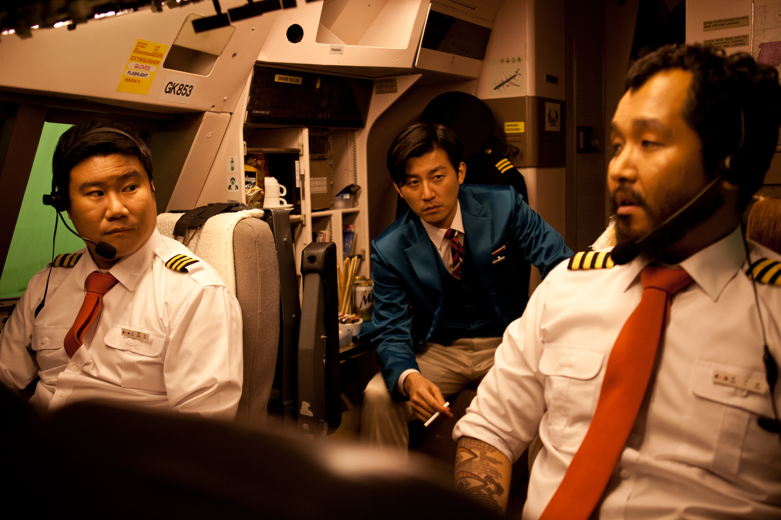 Still of Sung-chun Han, Hyun-sung Lim and Sin-cheol Kang in Rol-lu-ko-seu-tu (2013)