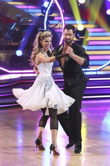 Still of Maksim Chmerkovskiy and Erin Andrews in Dancing with the Stars (2005)