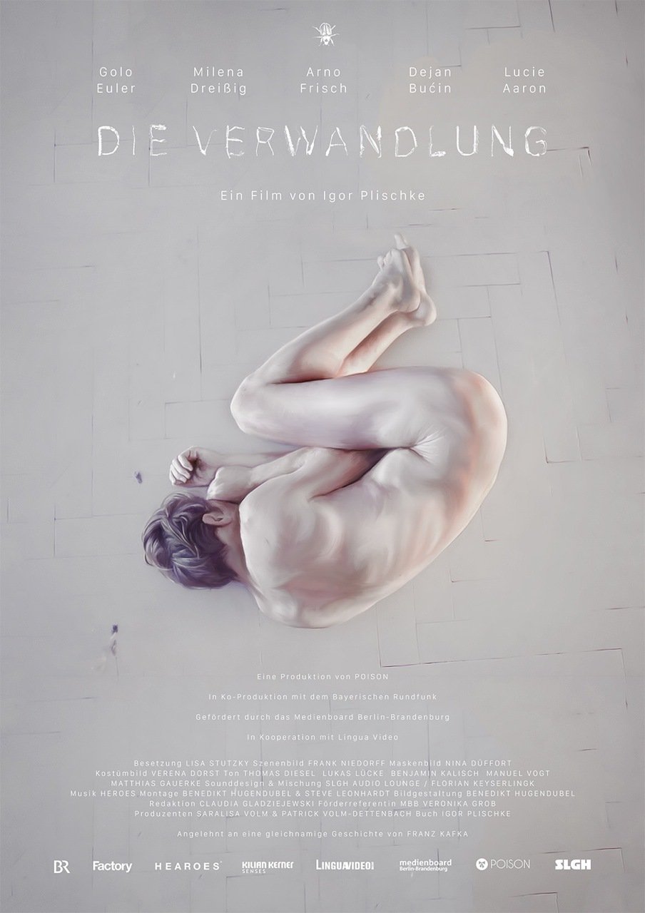 Arno Frisch, Milena Dreißig, Susan Hoecke, Golo Euler, Ilir Rexhepi, Saralisa Volm and Lucie Aron in Die Verwandlung (2015)