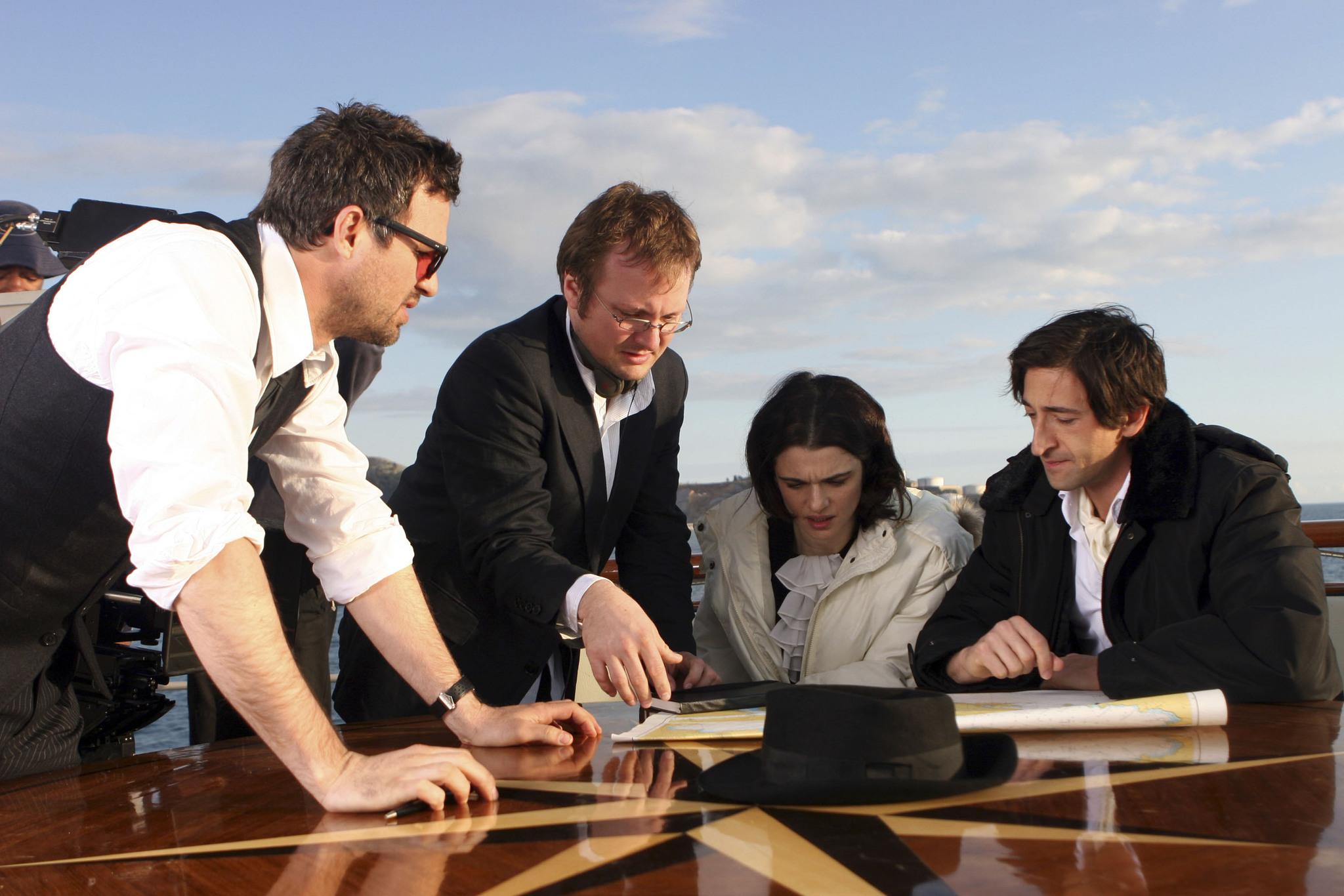 Still of Rachel Weisz, Adrien Brody, Rian Johnson and Mark Ruffalo in The Brothers Bloom (2008)