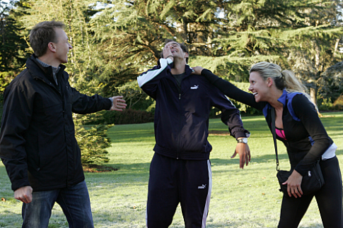 Still of Phil Keoghan, Danielle Turner and Eric Sanchez in The Amazing Race: Low to the Ground, That's My Technique (2007)