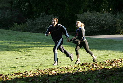 Still of Danielle Turner and Eric Sanchez in The Amazing Race: Low to the Ground, That's My Technique (2007)