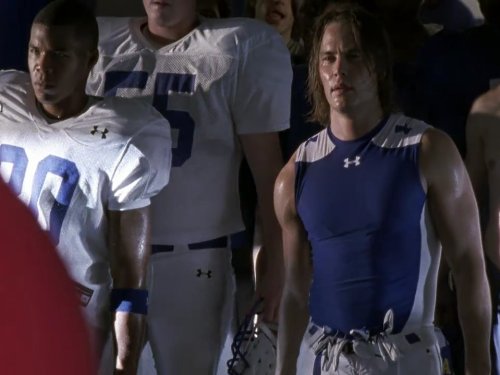 Still of Taylor Kitsch and Gaius Charles in Friday Night Lights (2006)