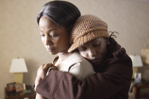 Still of Melanie Nicholls-King and Rutina Wesley in How She Move (2007)