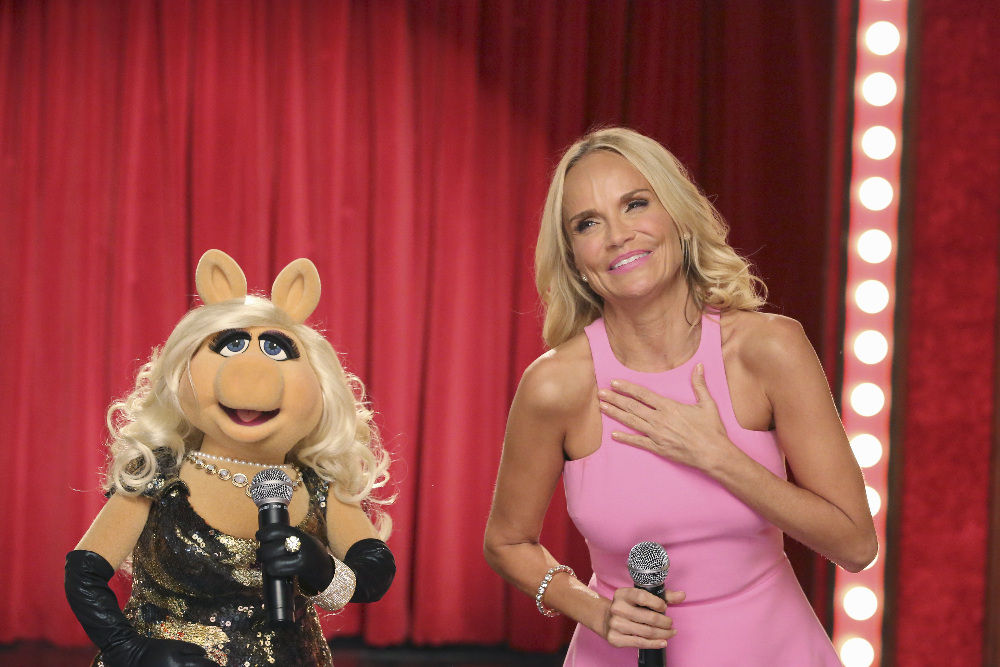 Still of Kristin Chenoweth in The Muppets (2015)