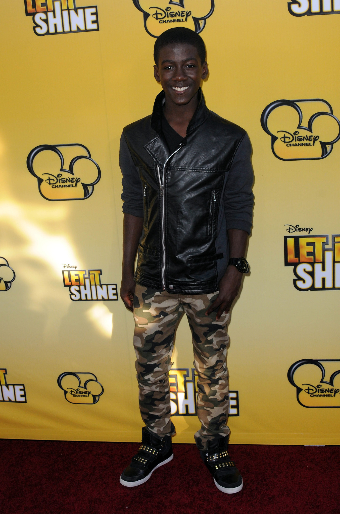 Kwesi Boakye at event of Let It Shine (2012)