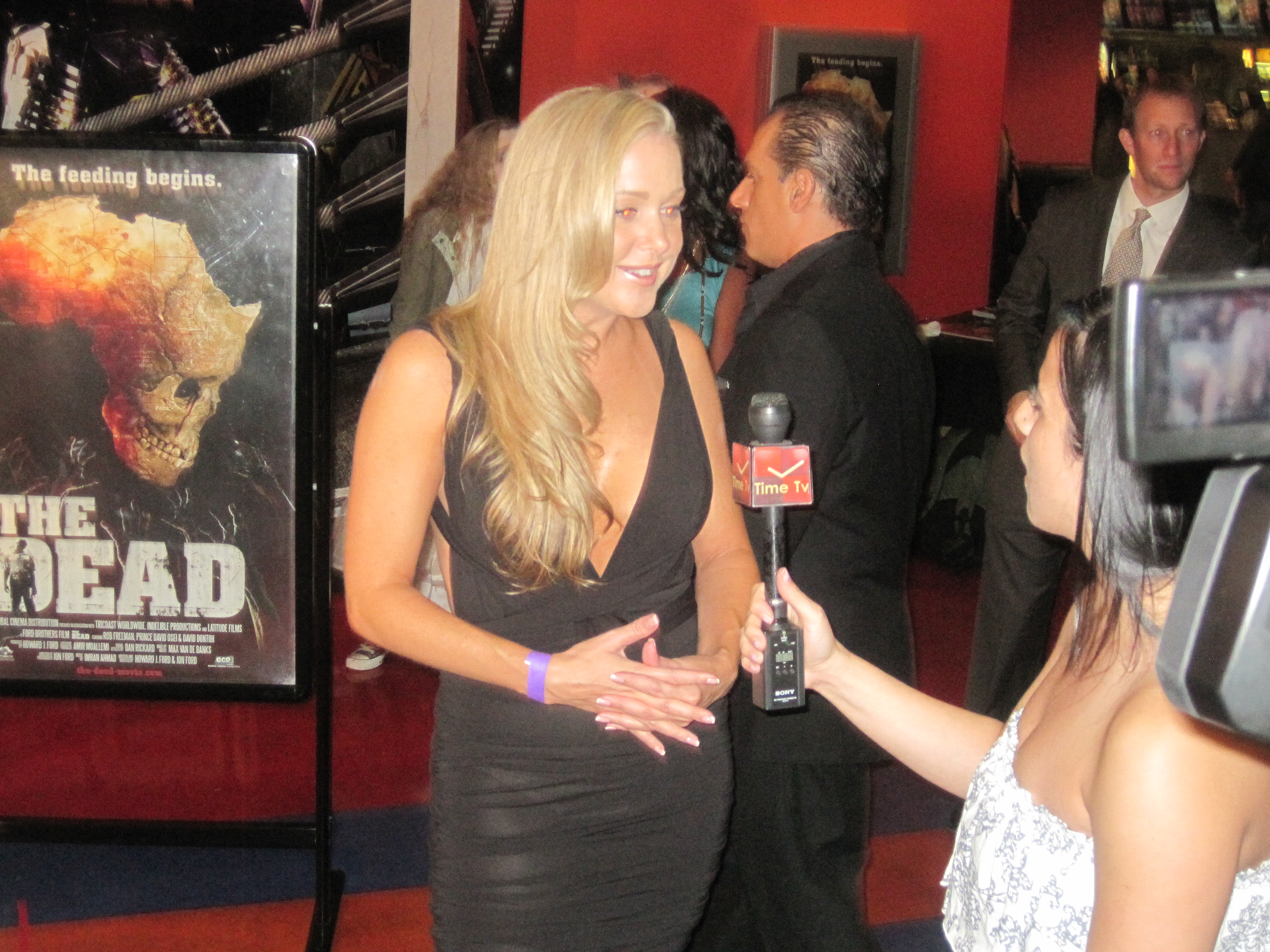 Tammy Barr at the event of The Dead at Universal Studios