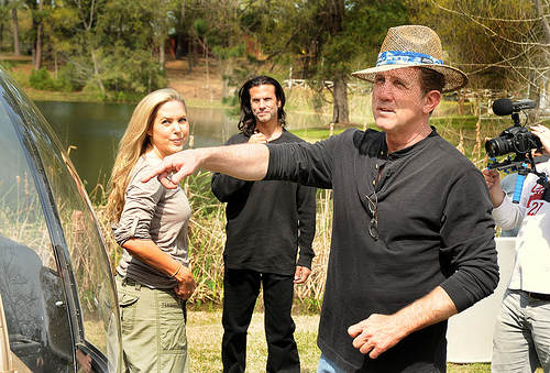 Tammy Barr with Lorenzo Lamas and director, Chuck Walker on the set of BackStabber