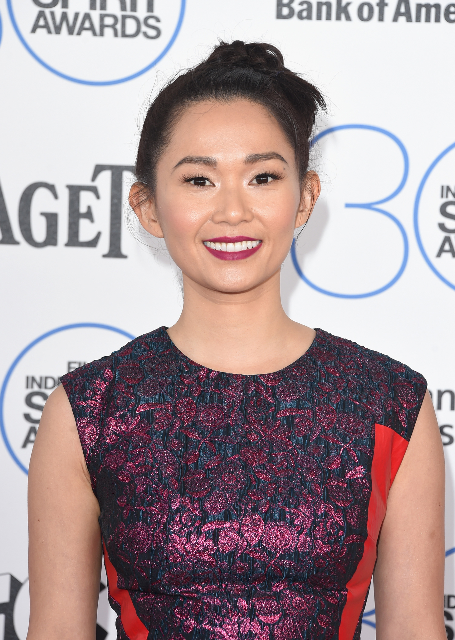 Hong Chau at event of 30th Annual Film Independent Spirit Awards (2015)