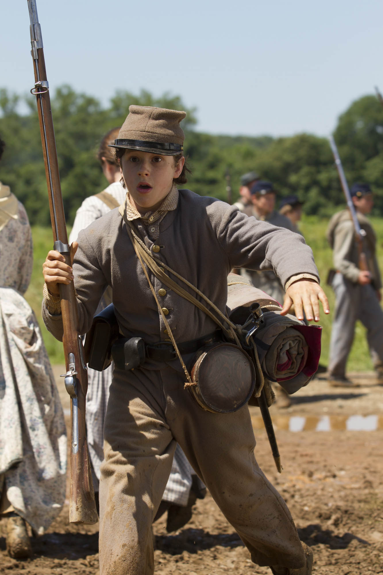 Still of Nolan Gould in Field of Lost Shoes (2014)