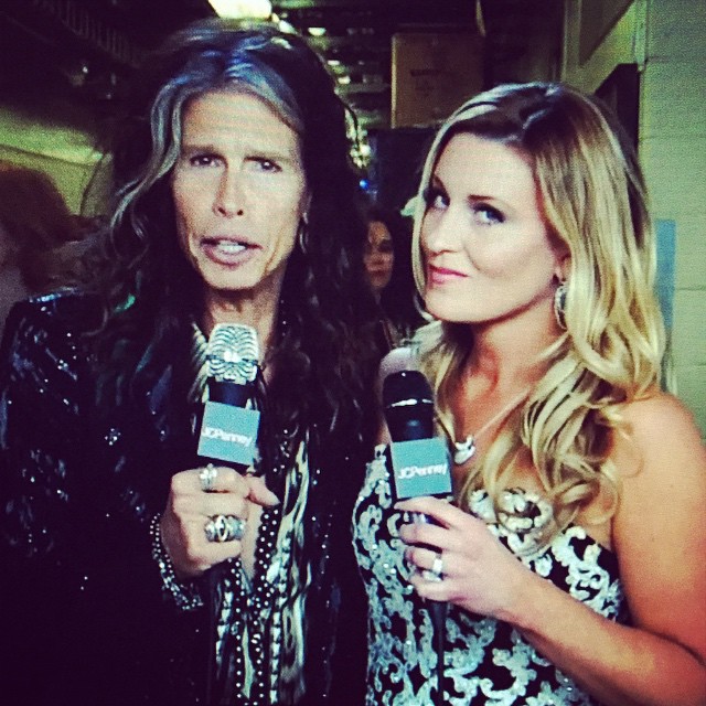 Steven Tyler talks Country backstage at CMA Awards