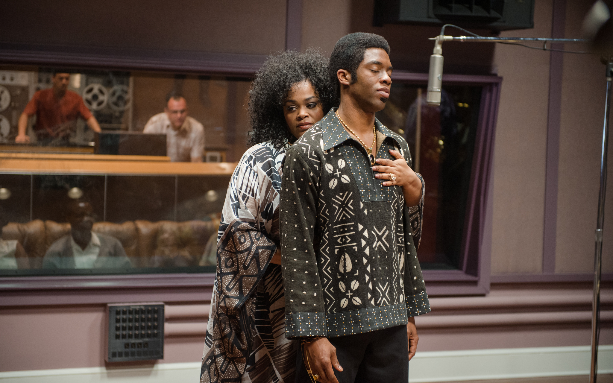 Still of Jill Scott and Chadwick Boseman in Get on Up (2014)