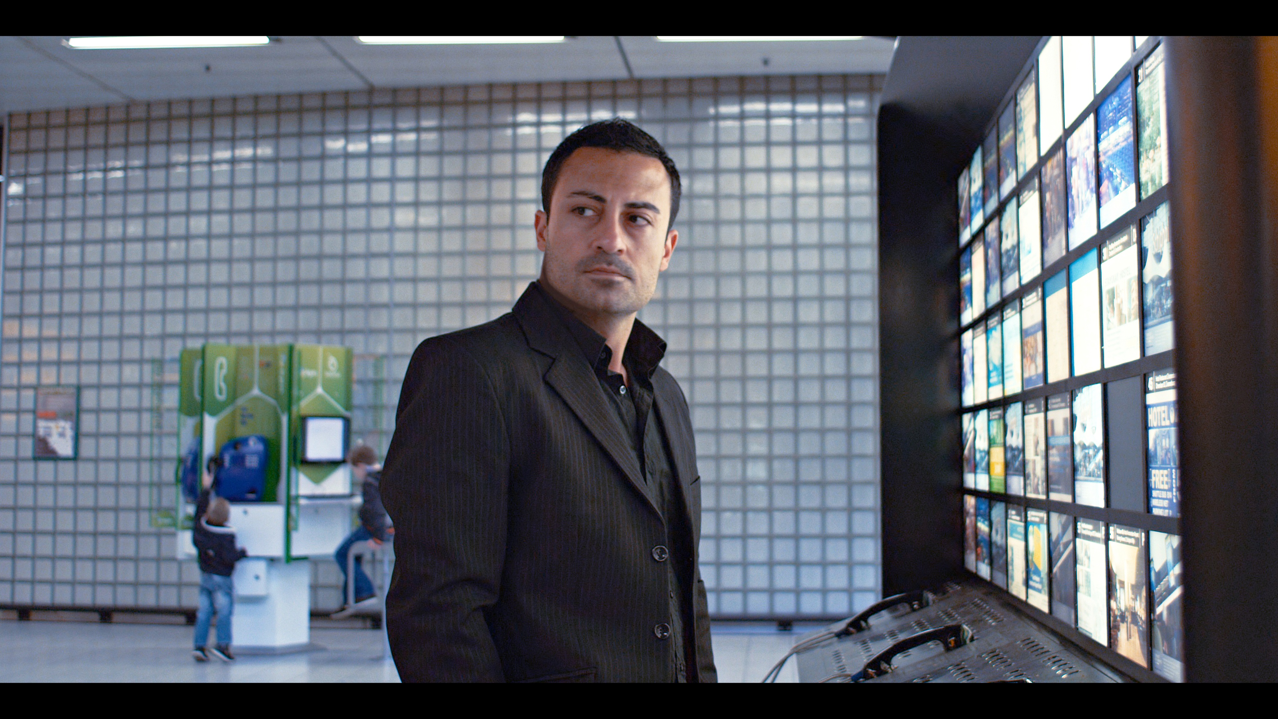 Out for Vengeance (2015) Salar Zarza as Alan