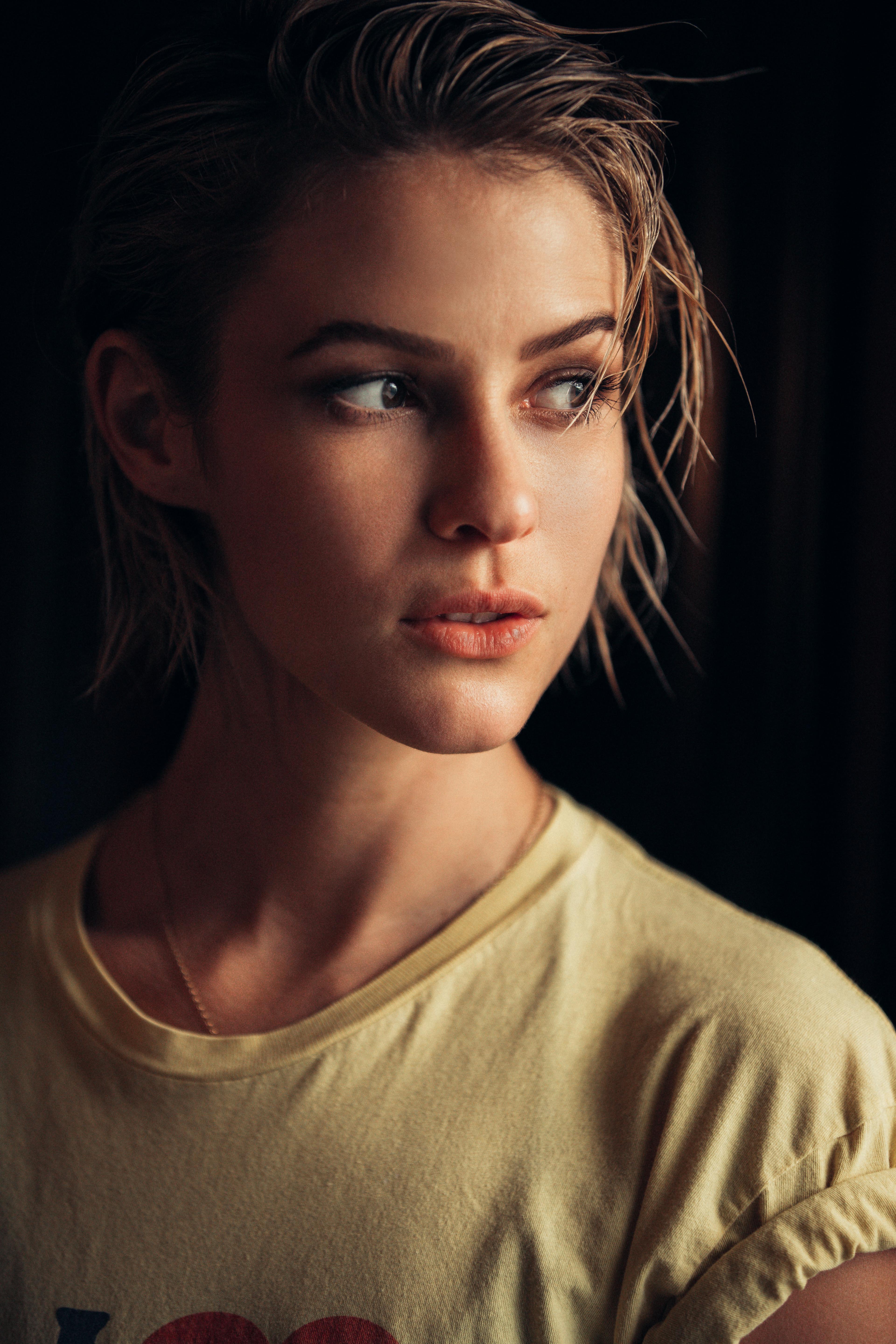 Linsey Godfrey