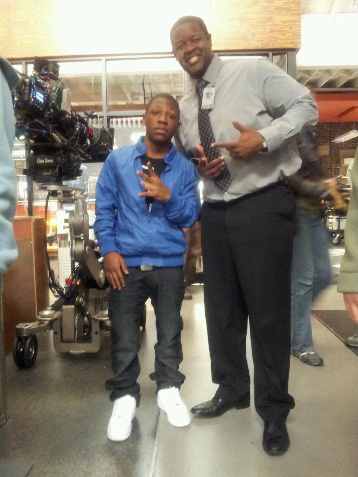 Terrell Lee and Bobb'e J. Thompson on the set of Breaking In