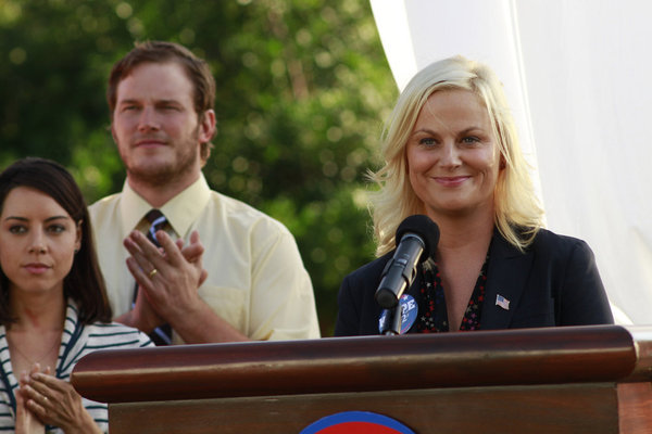 Still of Amy Poehler, Chris Pratt and Aubrey Plaza in Parks and Recreation (2009)