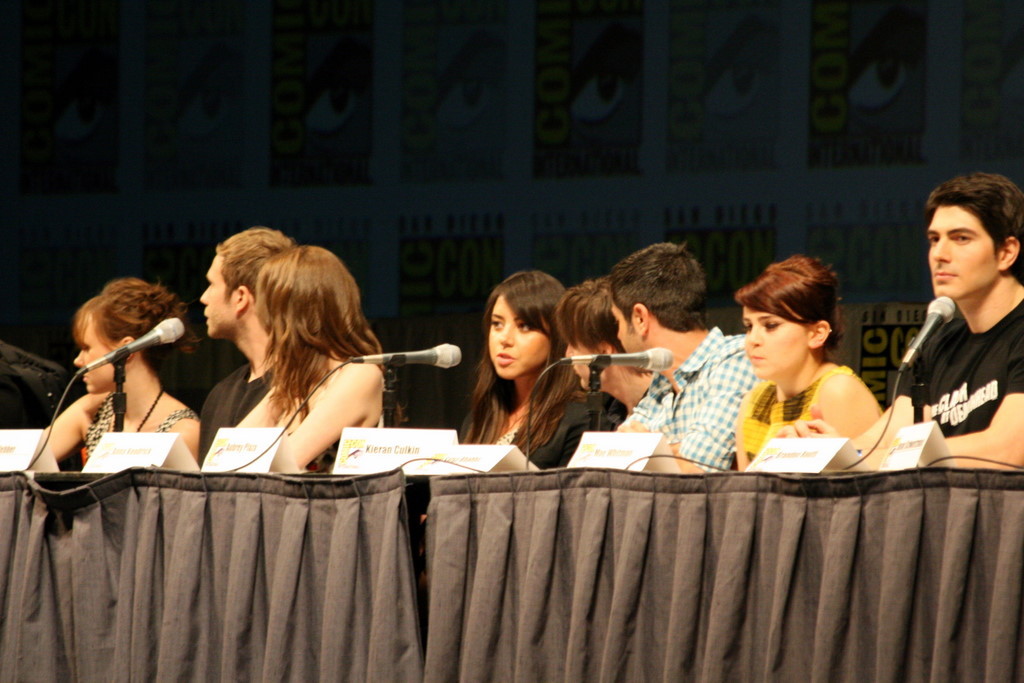 Brandon Routh, Mark Webber, Satya Bhabha and Aubrey Plaza at event of Skotas Pilgrimas pries pasauli (2010)