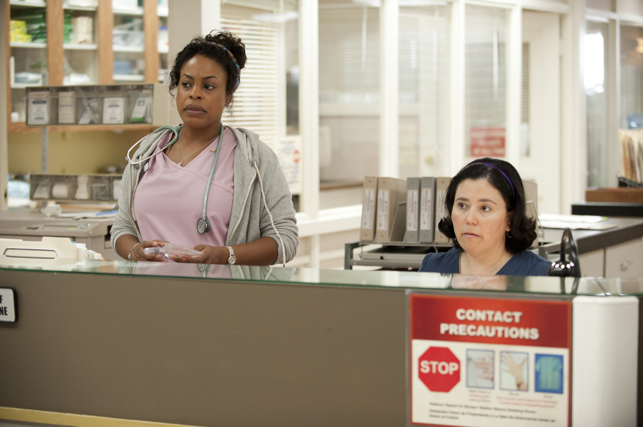 Still of Alex Borstein and Niecy Nash in Getting On (2013)