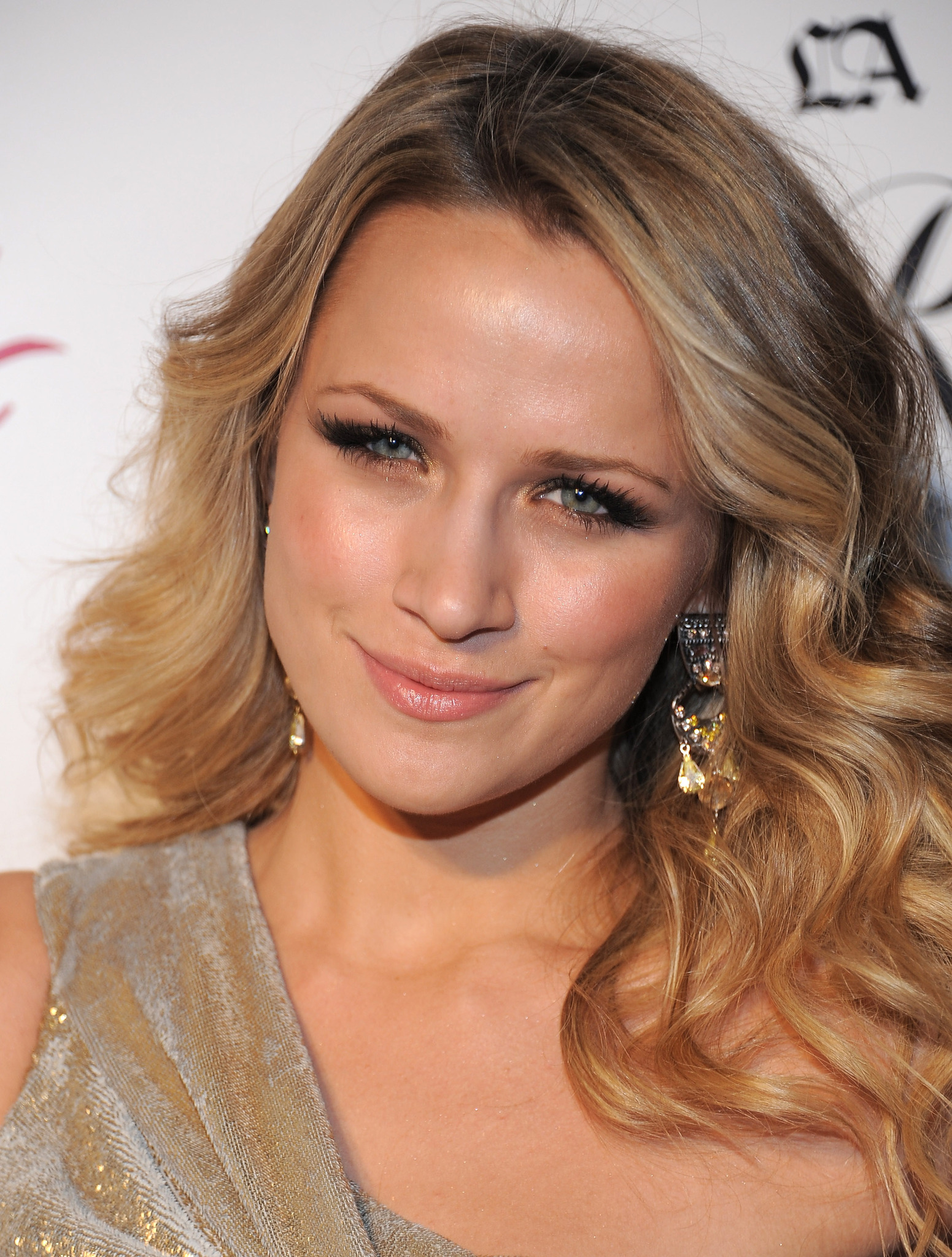 Shantel VanSanten