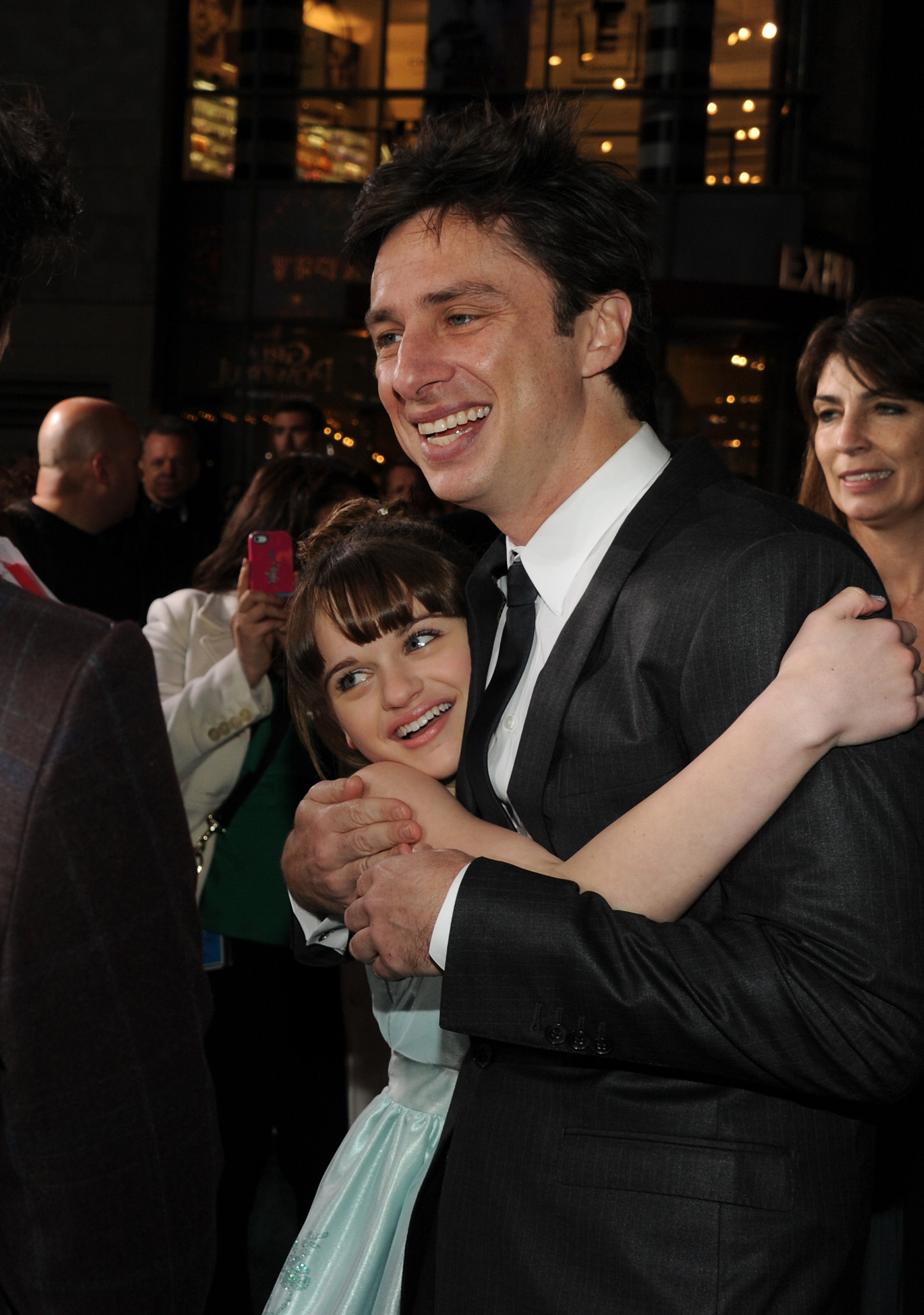 Zach Braff and Joey King at event of Ozas: didis ir galingas (2013)