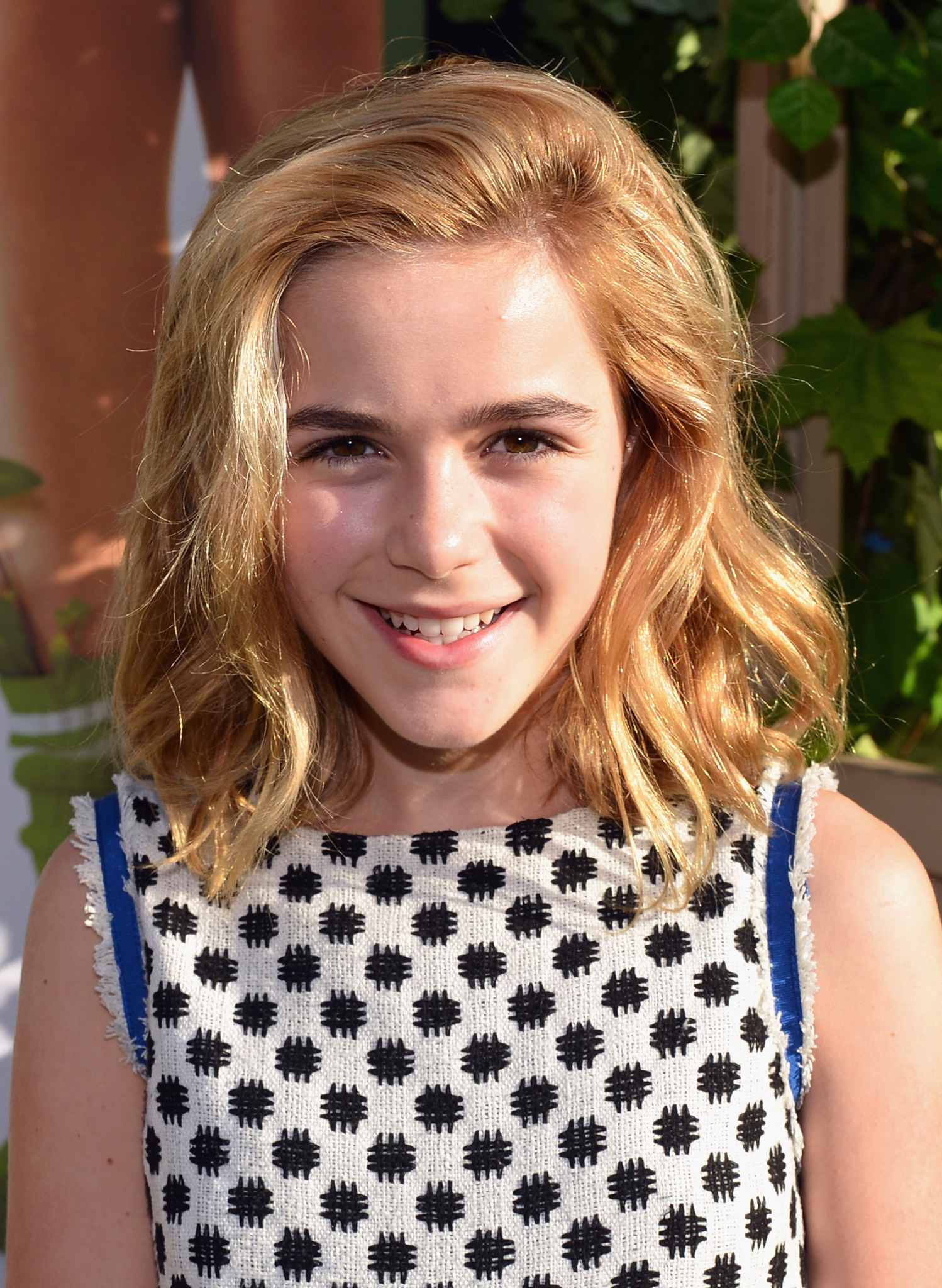 Kiernan Shipka at event of The Odd Life of Timothy Green (2012)