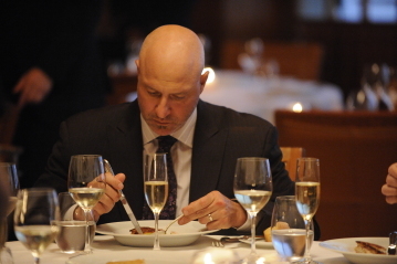 Still of Tom Colicchio in Top Chef (2006)