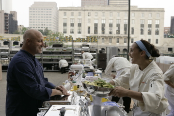 Still of Tom Colicchio in Top Chef (2006)