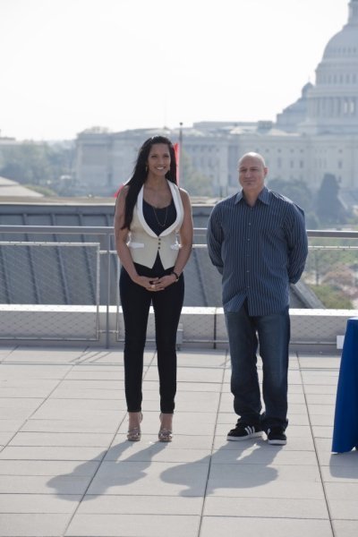 Still of Padma Lakshmi and Tom Colicchio in Top Chef (2006)