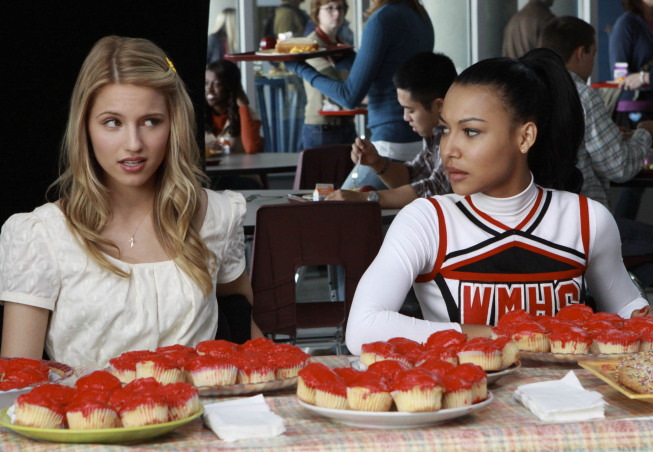 Still of Naya Rivera and Dianna Agron in Glee (2009)