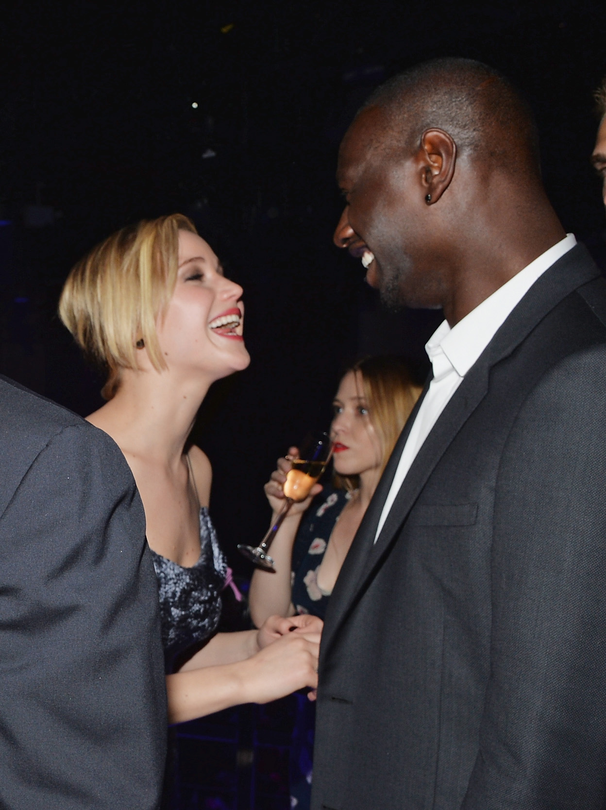 Omar Sy and Jennifer Lawrence at event of Iksmenai: Praejusios ateities dienos (2014)