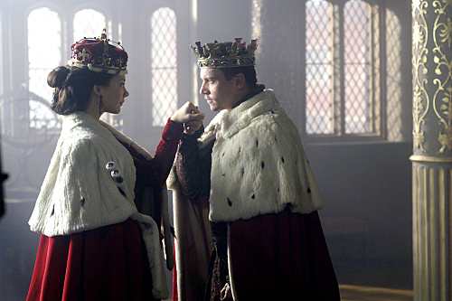 Still of Jonathan Rhys Meyers and Natalie Dormer in The Tudors (2007)