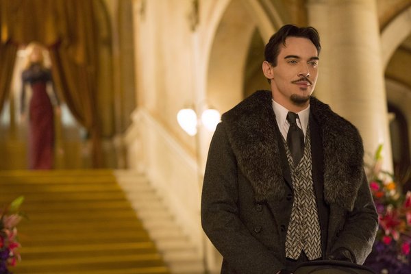 Still of Jonathan Rhys Meyers in Dracula (2013)