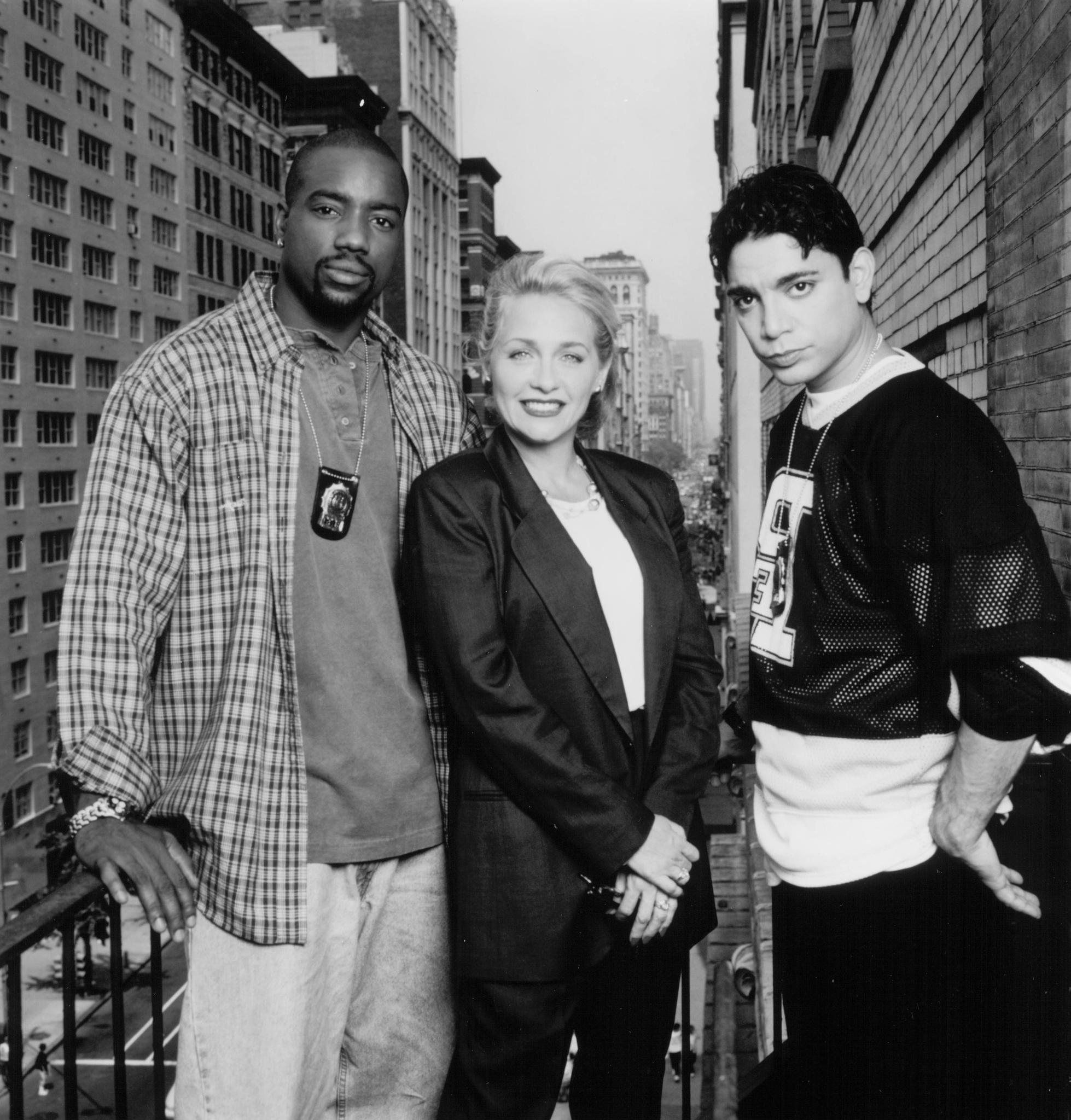 Still of Patti D'Arbanville, Michael DeLorenzo and Malik Yoba in New York Undercover (1994)