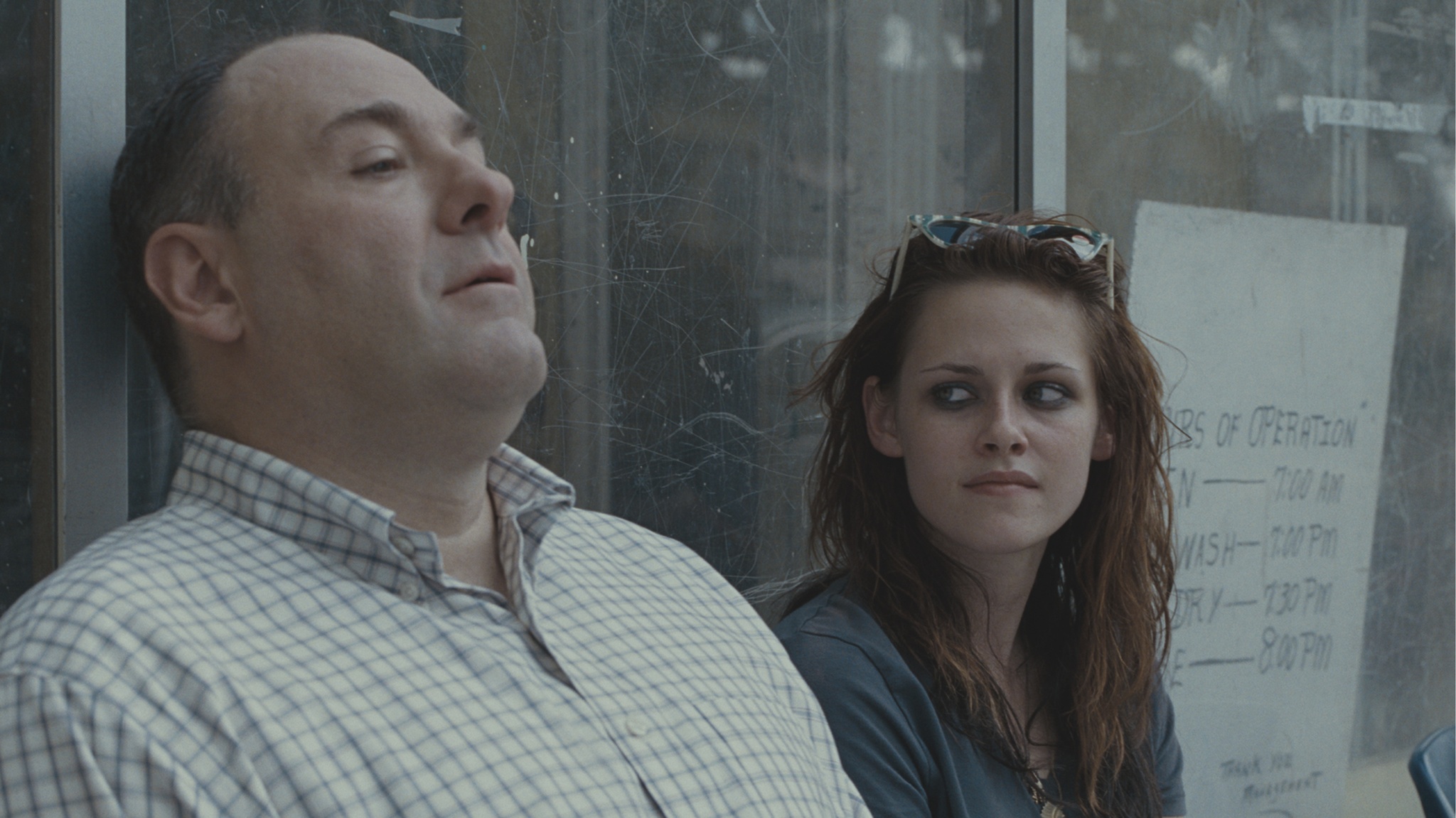 Still of James Gandolfini and Kristen Stewart in Welcome to the Rileys (2010)