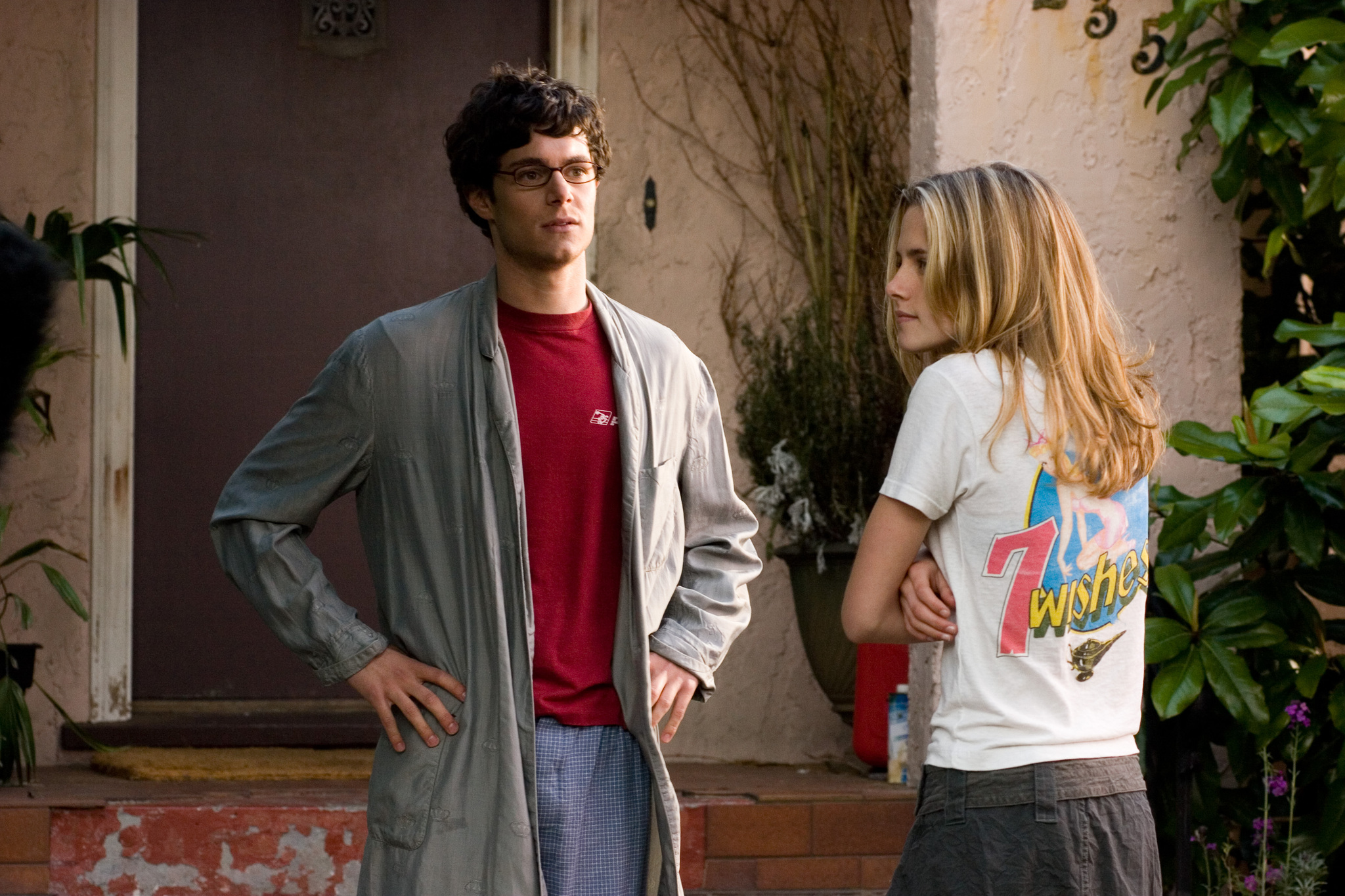 Still of Adam Brody and Kristen Stewart in In the Land of Women (2007)