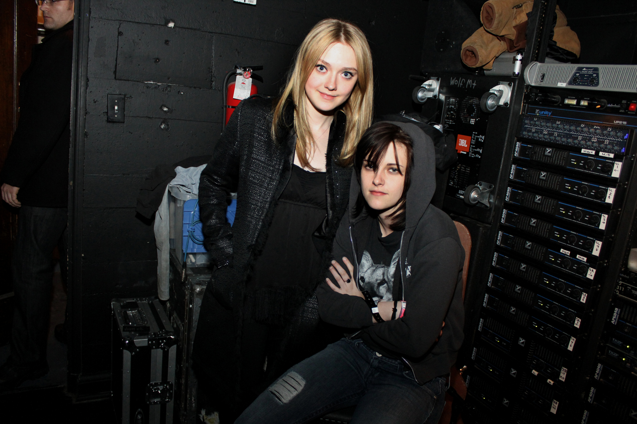 Dakota Fanning and Kristen Stewart in The Runaways (2010)