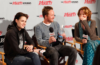 Melissa Leo and Kristen Stewart