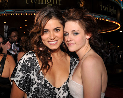 Kristen Stewart and Nikki Reed at event of Twilight (2008)