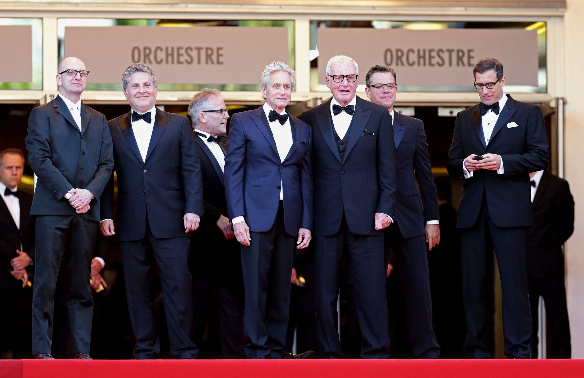 Michael Douglas, Matt Damon, Steven Soderbergh, Jerry Weintraub, Richard LaGravenese and Scott Thorson at event of Behind the Candelabra (2013)