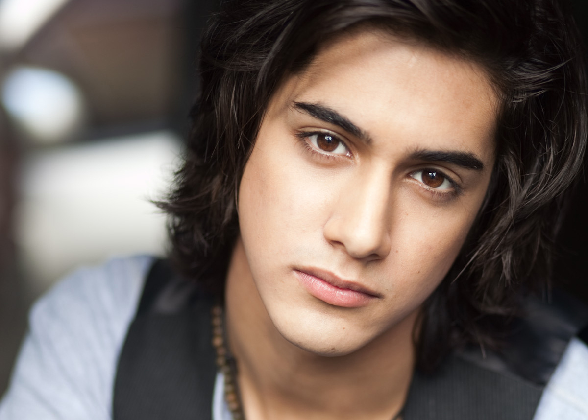 Avan Jogia