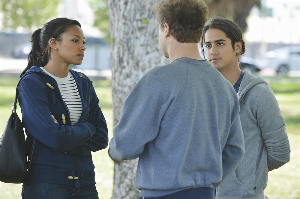 Still of Avan Jogia and Kylie Bunbury in Twisted (2013)