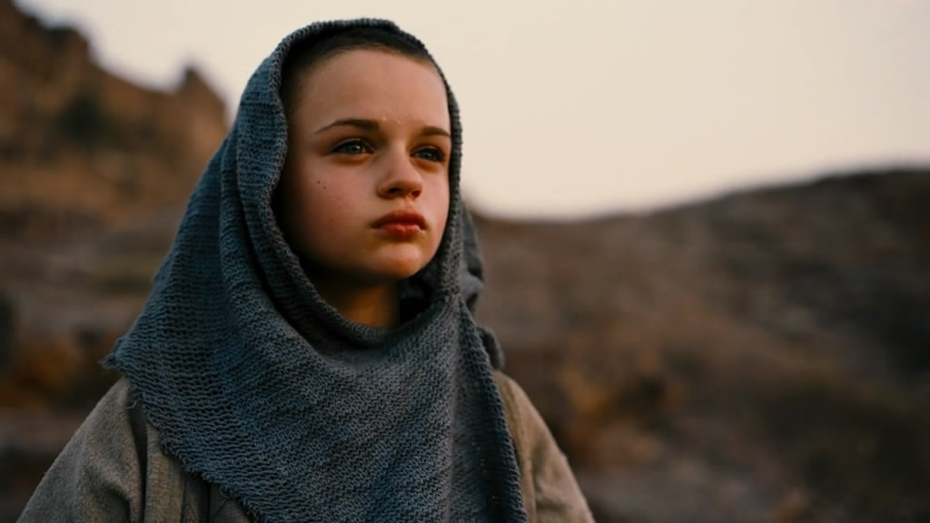 Joey King as Young Talia al Ghul