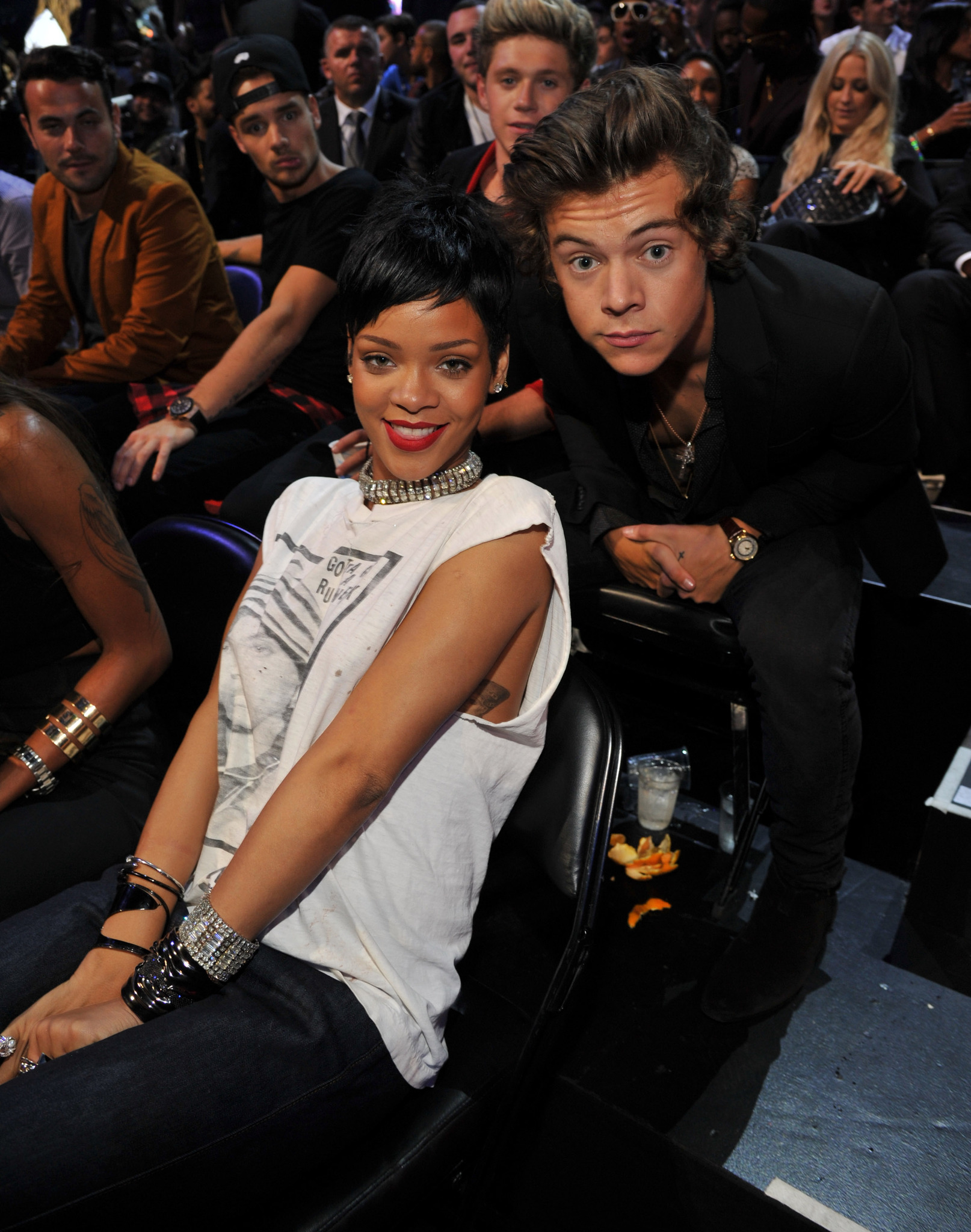 Rihanna and Harry Styles at event of 2013 MTV Video Music Awards (2013)