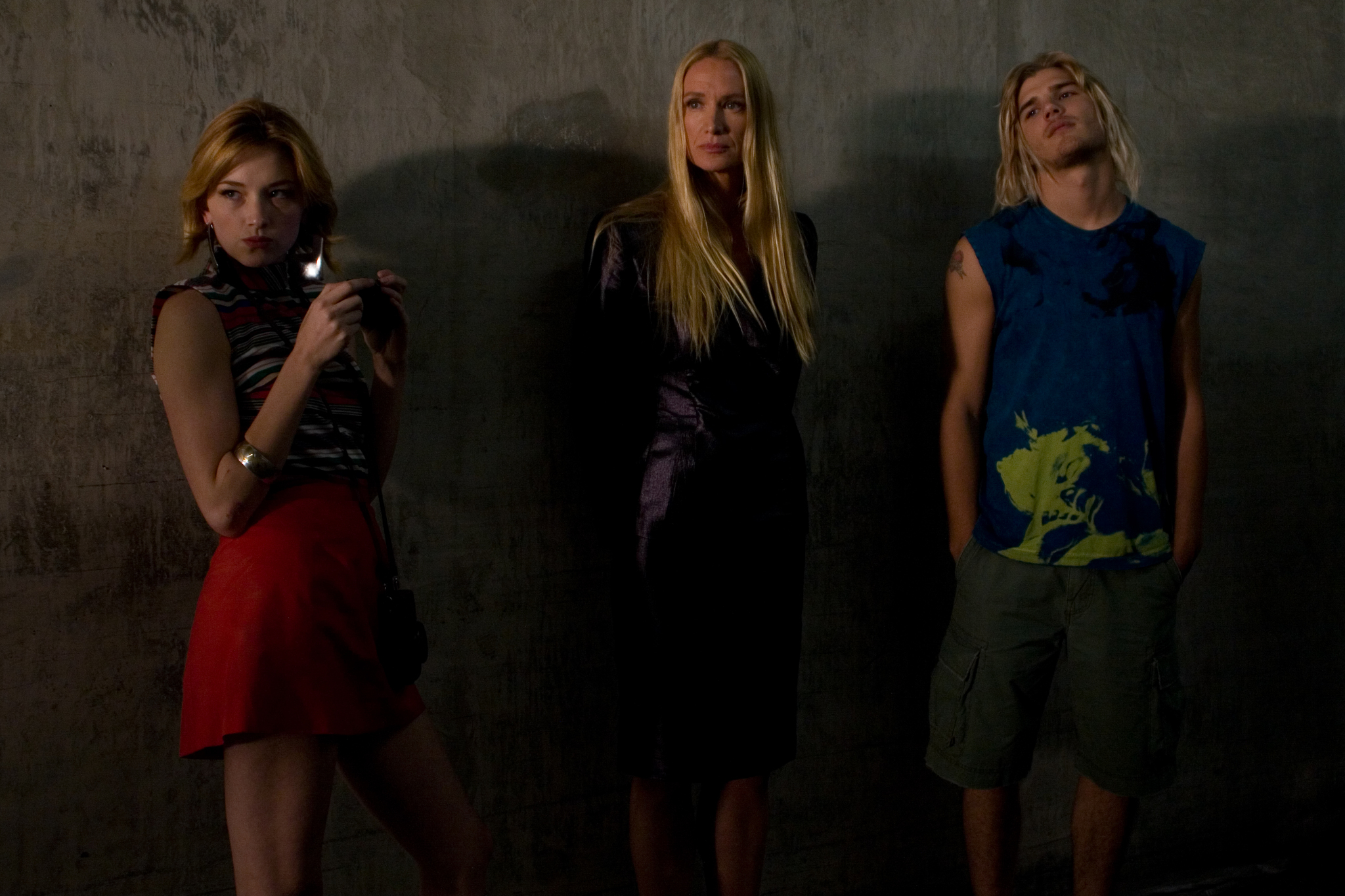Still of Kelly Lynch, Haley Bennett and Chris Zylka in Kaboom (2010)