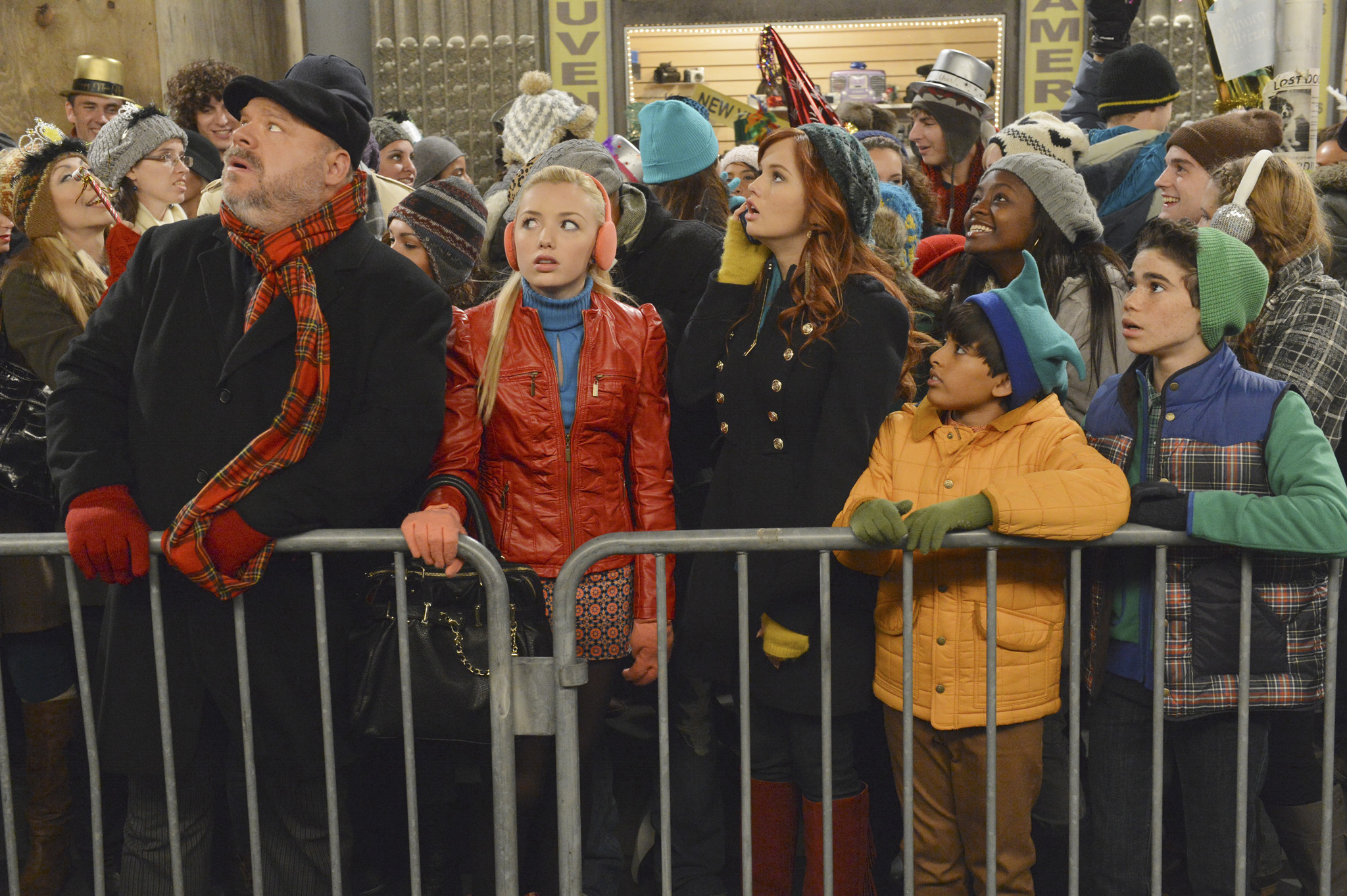 Still of Kevin Chamberlin, Peyton List, Cameron Boyce, Debby Ryan and Karan Brar in Jessie (2011)