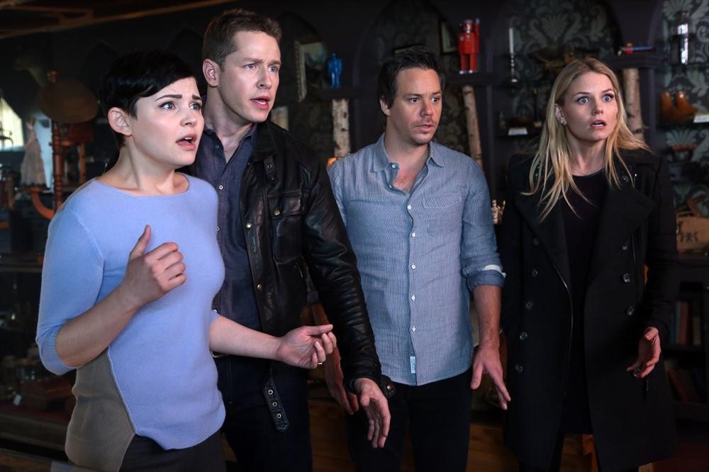 Still of Ginnifer Goodwin, Jennifer Morrison, Michael Raymond-James and Josh Dallas in Once Upon a Time (2011)