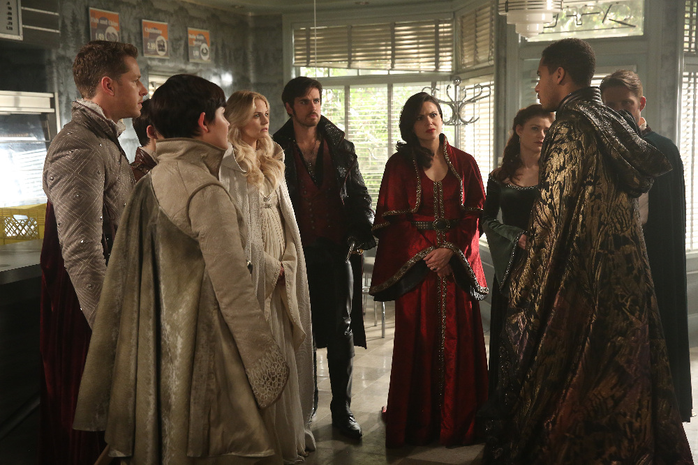 Still of Emilie de Ravin, Ginnifer Goodwin, Sean Maguire, Jennifer Morrison, Lana Parrilla, Colin O'Donoghue, Josh Dallas and Elliot Knight in Once Upon a Time (2011)