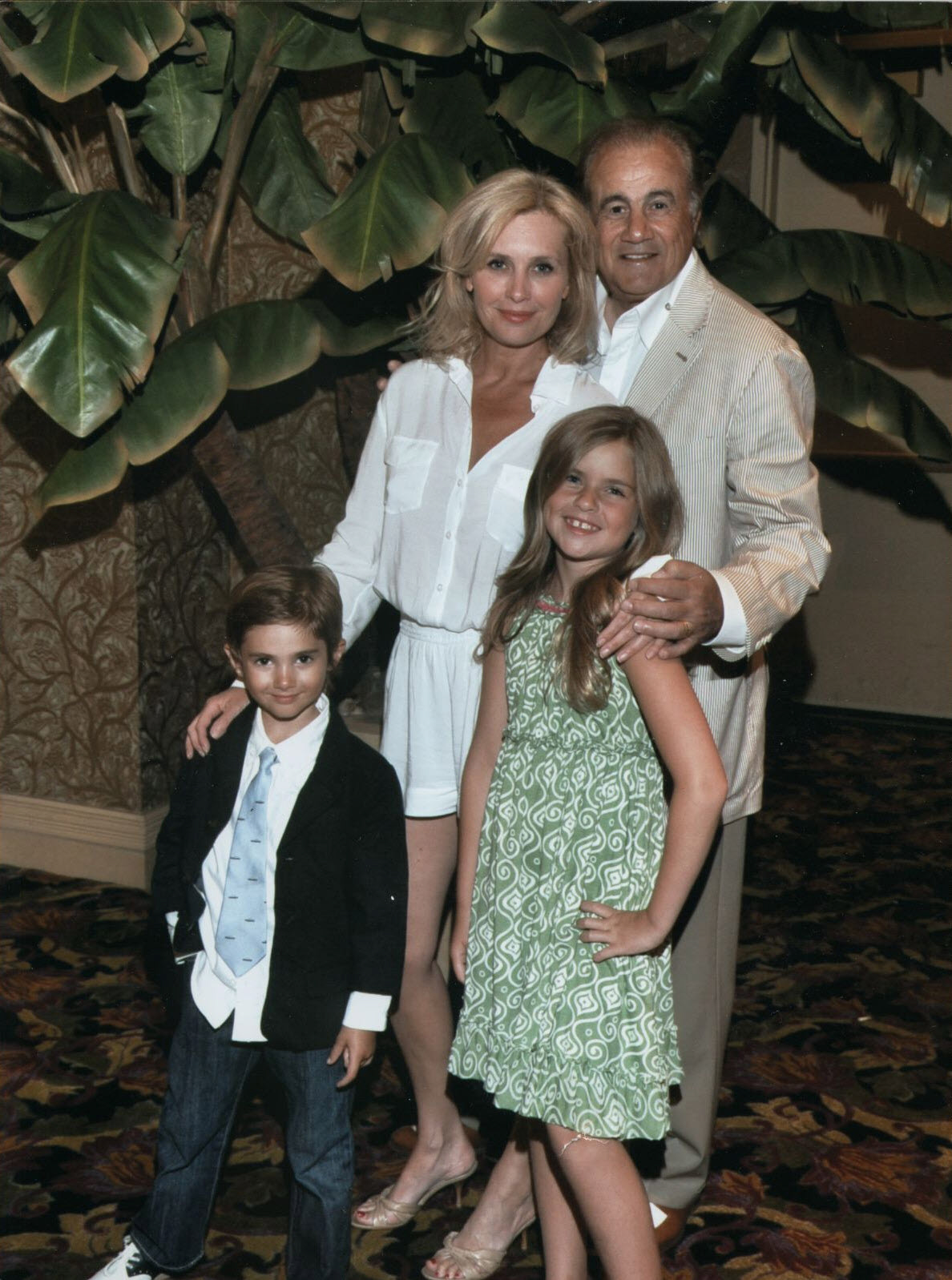 Larry A. Thompson with wife, Kelly, and children, Taylor and Trevor, in Las Vegas 2009